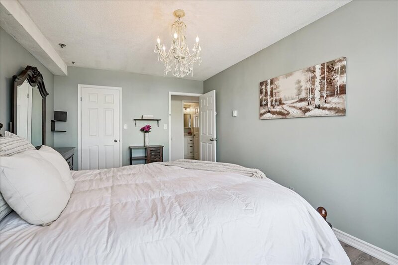 #7-912 Rymal Rd E, Hamilton