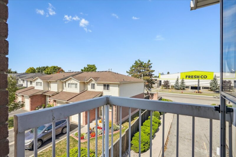 #7-912 Rymal Rd E, Hamilton