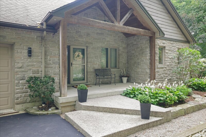 55 Mountain S, Grimsby