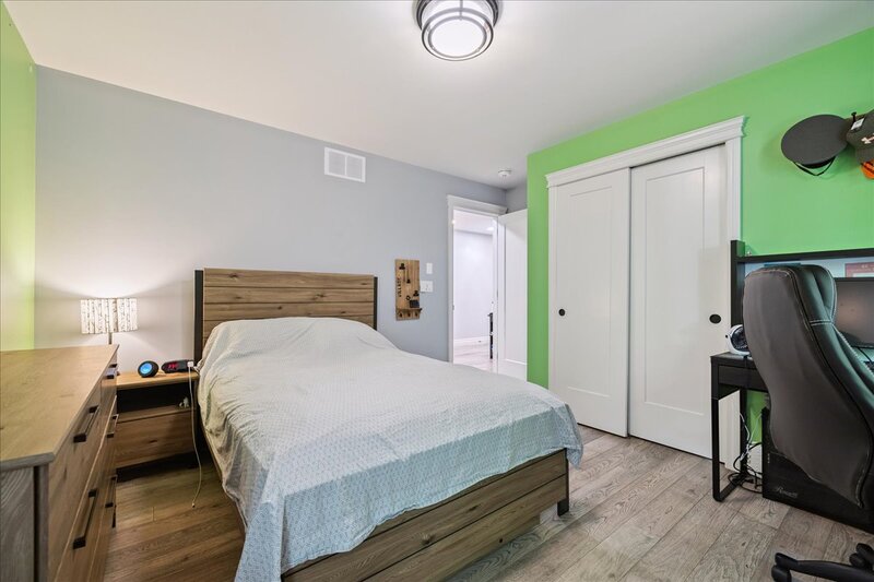 55 Mountain S, Grimsby