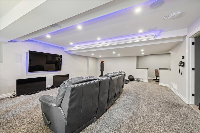 55 Mountain S, Grimsby