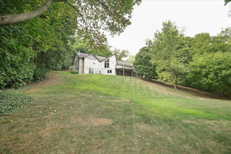 55 Mountain S, Grimsby