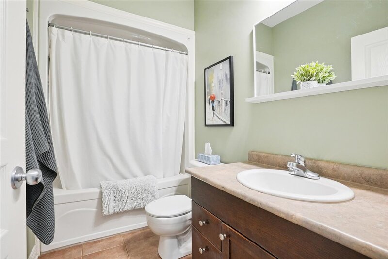 4314 Lindsey Cres, Beamsville ON