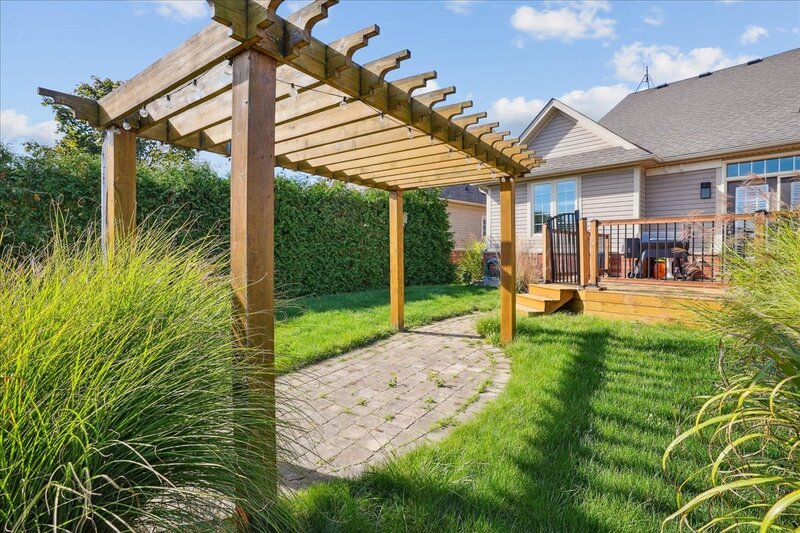 4314 Lindsey Cres, Beamsville ON