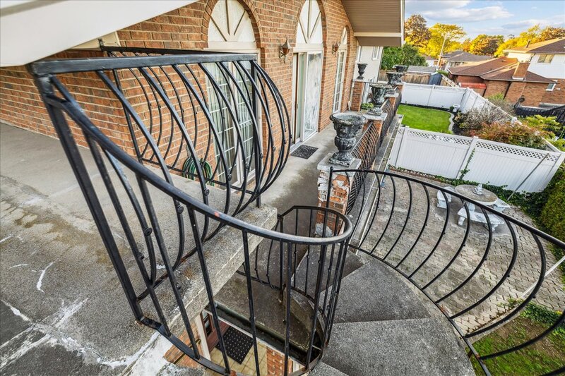 31 Palm Crt, Stoney Creek