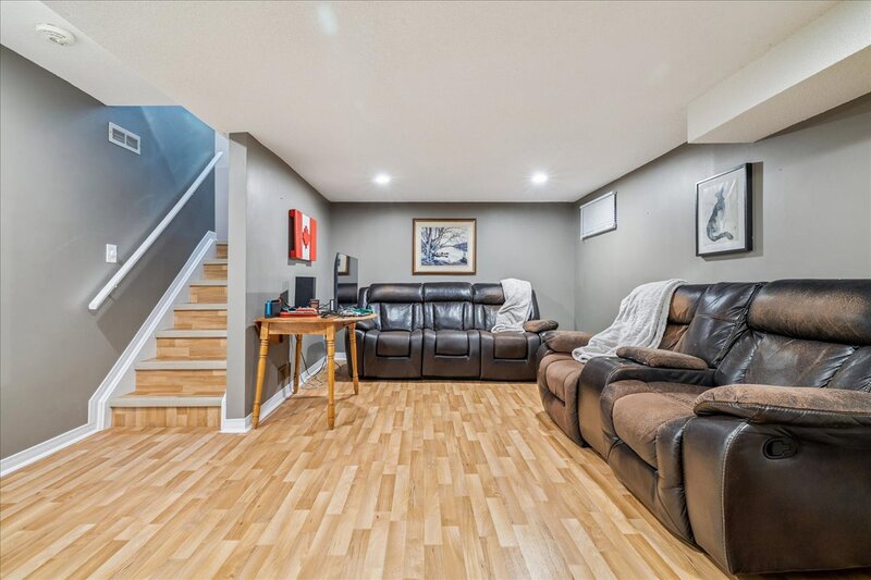 #5-15 Ellington Ave, Stoney Creek ON