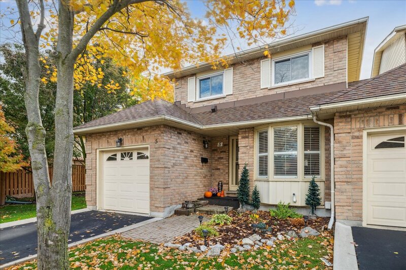 #5-15 Ellington Ave, Stoney Creek ON