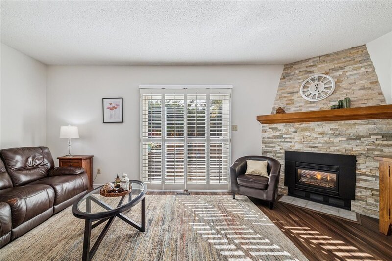 #5-15 Ellington Ave, Stoney Creek ON