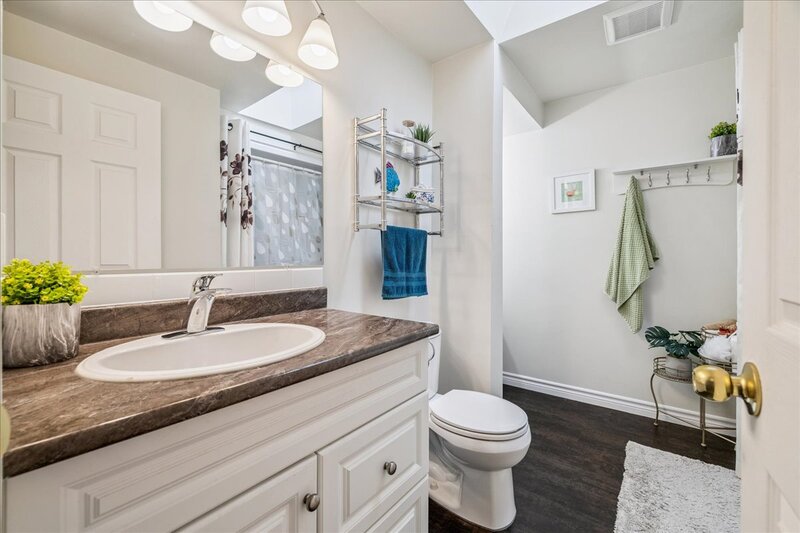 #5-15 Ellington Ave, Stoney Creek ON