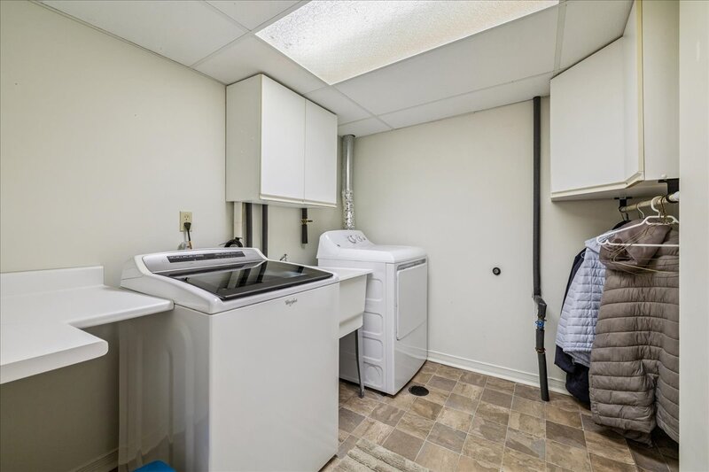 #5-15 Ellington Ave, Stoney Creek ON
