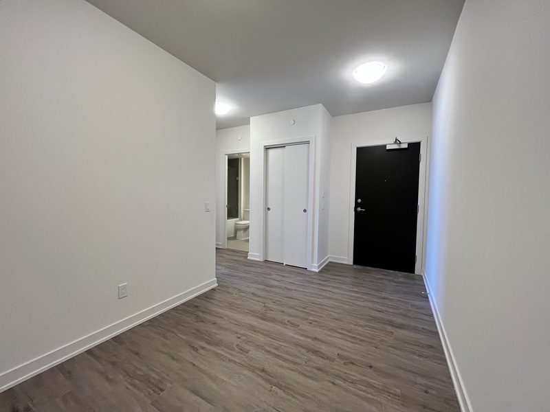 #1007 - 385 Winston Rd, Grimsby