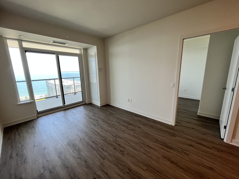 #1007 - 385 Winston Rd, Grimsby