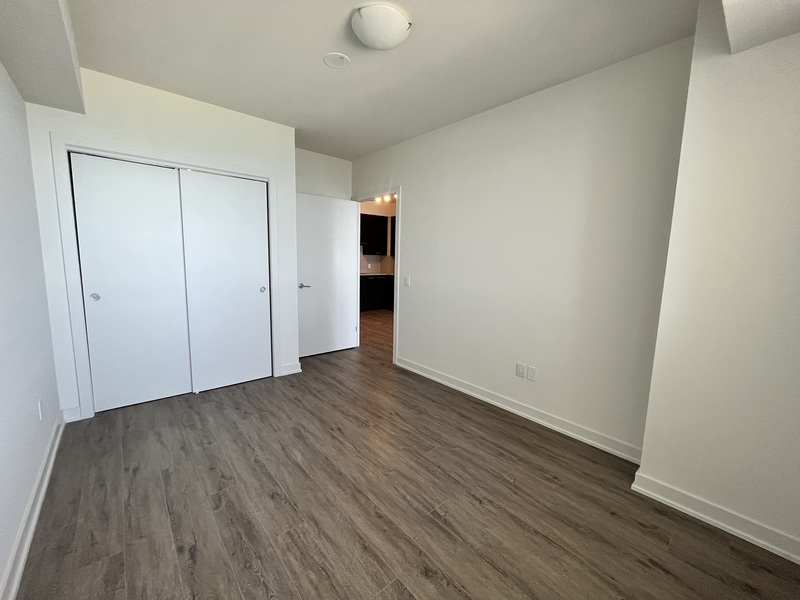 #1007 - 385 Winston Rd, Grimsby