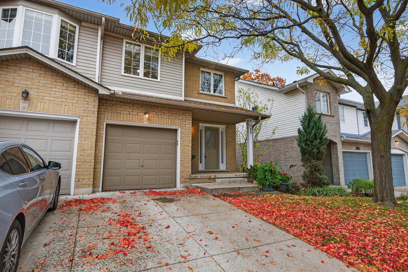 #37-76 Frances Ave, Stoney Creek