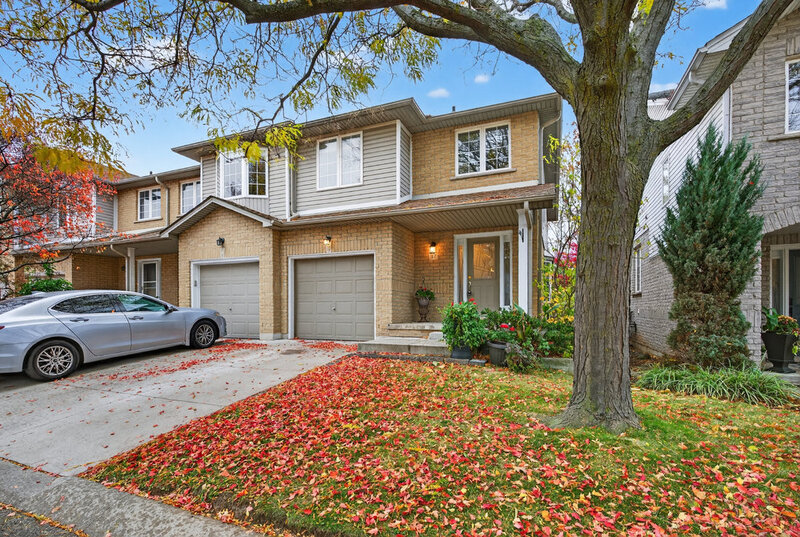 #37-76 Frances Ave, Stoney Creek