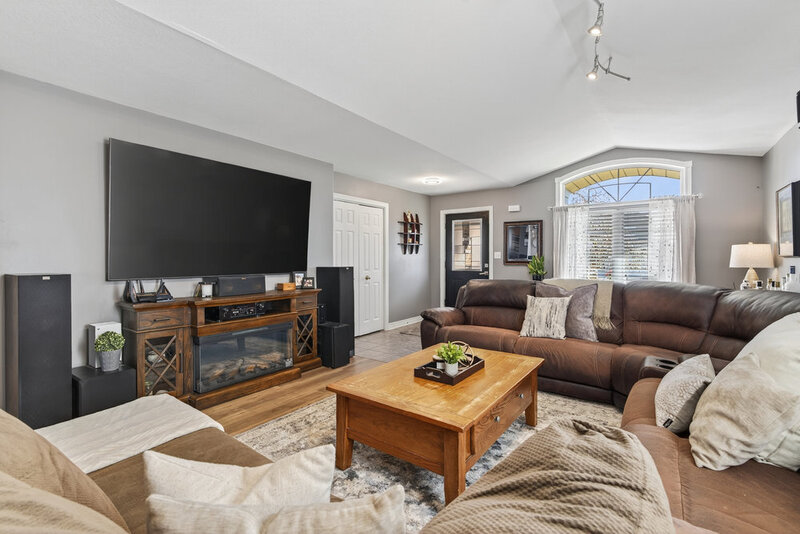 60 Saturn Rd, Port Colborne