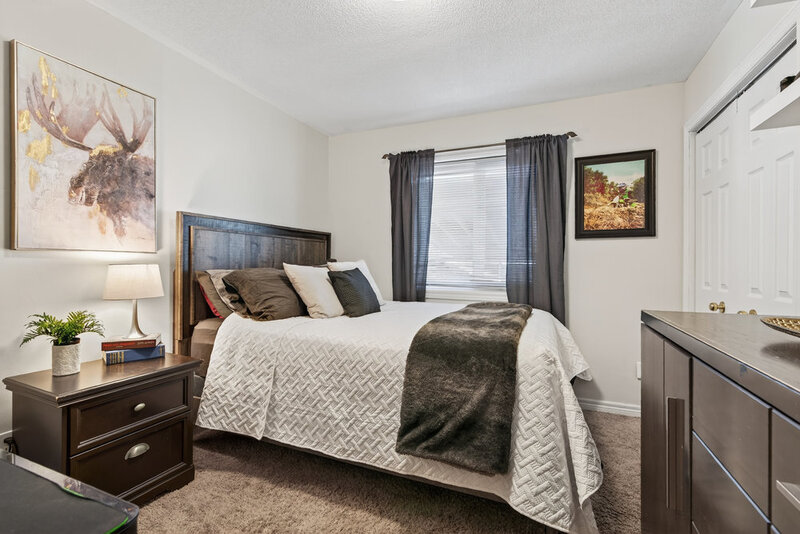 60 Saturn Rd, Port Colborne