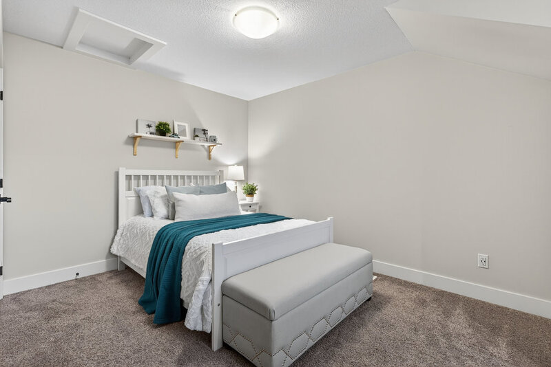 5 Macassa Crt, Grimsby