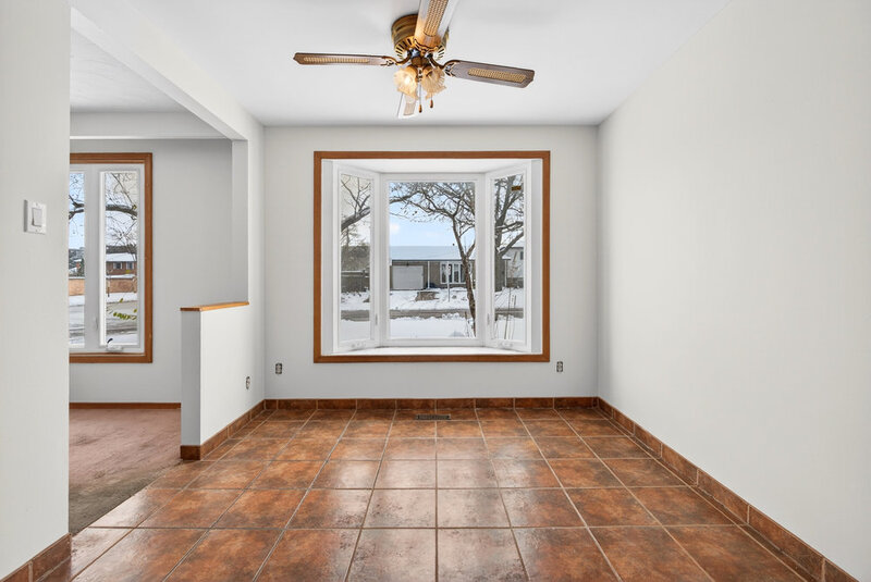 2 Country Club Dr, Hamilton ON