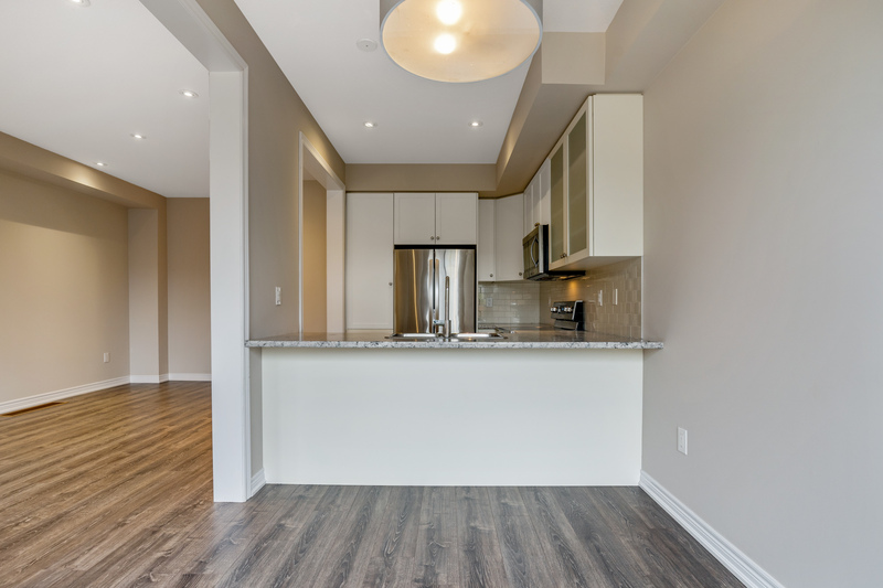 27 Waterview Ln, Grimsby