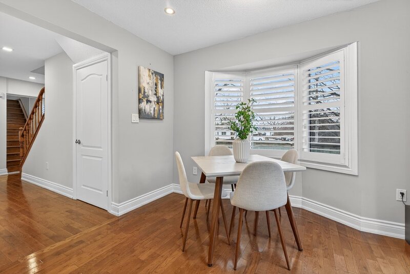 #46-610 Barton St, Stoney Creek