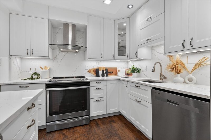 #46-610 Barton St, Stoney Creek