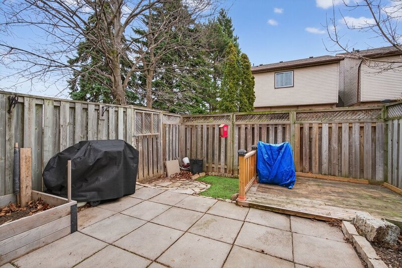 #46-610 Barton St, Stoney Creek