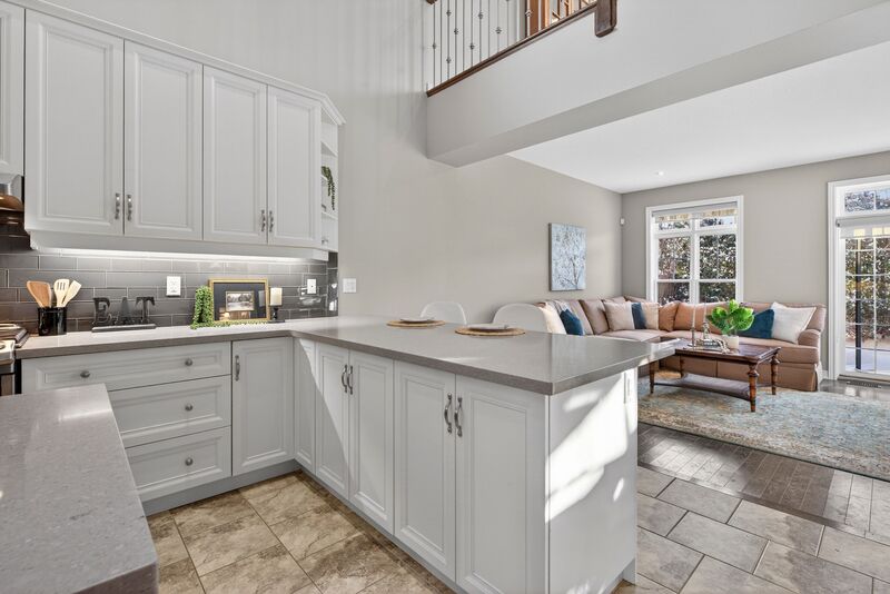 27 Black Walnut Cres, Ancaster ON