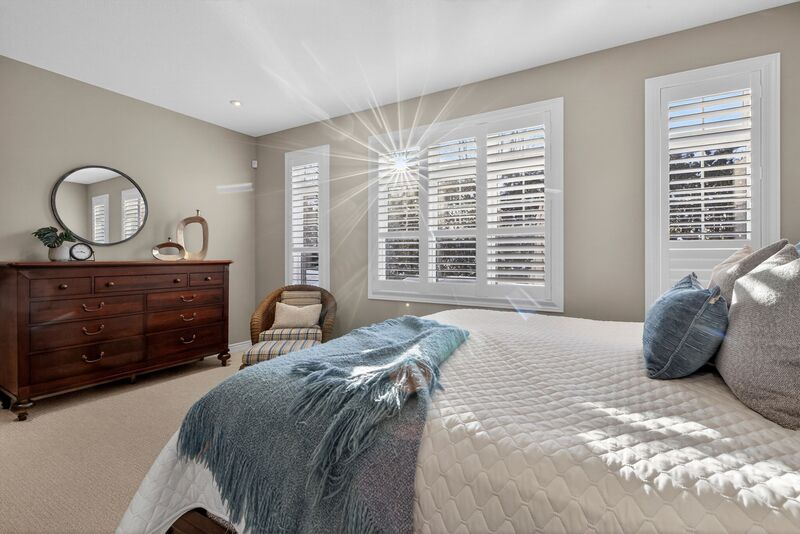 27 Black Walnut Cres, Ancaster ON