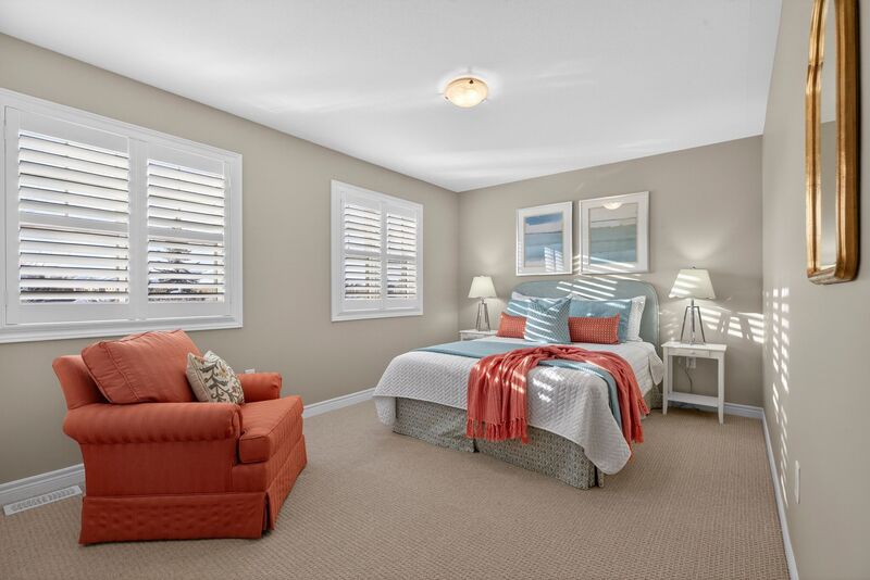 27 Black Walnut Cres, Ancaster ON