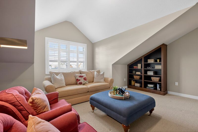 27 Black Walnut Cres, Ancaster ON