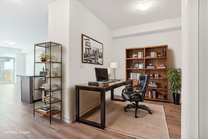 BEAUTIFUL 1 BED + DEN CONDO IN WATERDOWN!