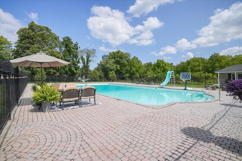 10 Azalea Ct, Hamilton