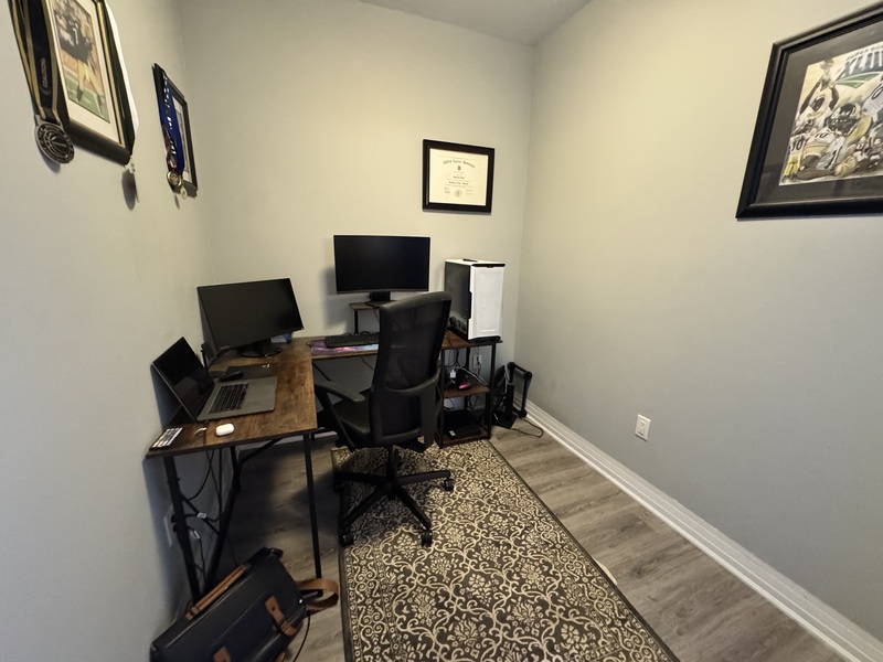 STUNNING WATERFRONT AQUABLU CONDO IN GRIMSBY!