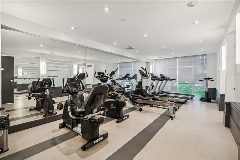 STUNNING WATERFRONT AQUABLU CONDO IN GRIMSBY!