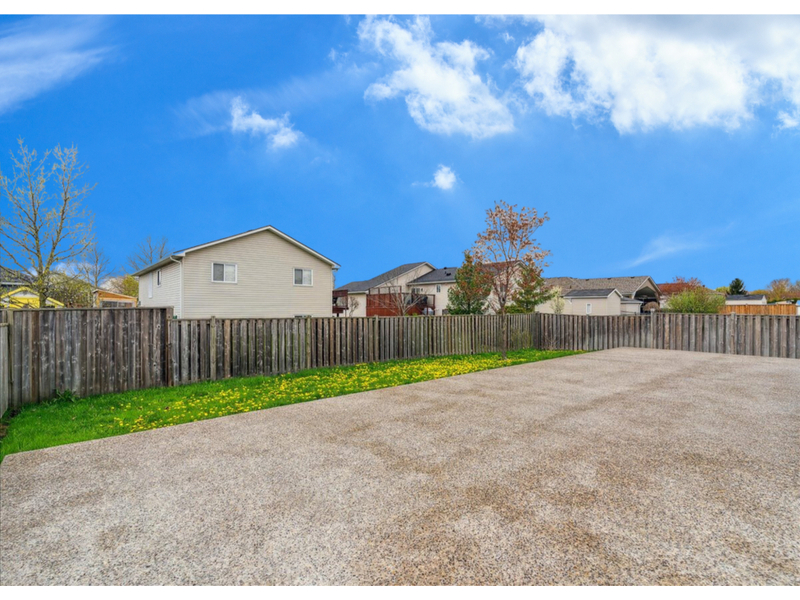 MODERN SPACIOUS OPEN CONCEPT BUNGALOW IN HAGERSVILLE!