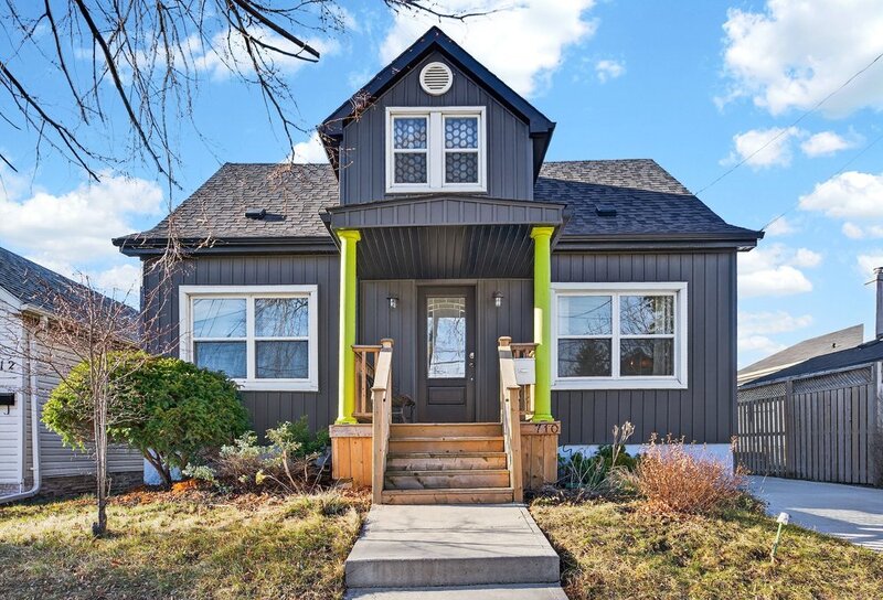 GREAT OPPORTUNITY IN THIS HAMILTON MOUNTAIN HOME!