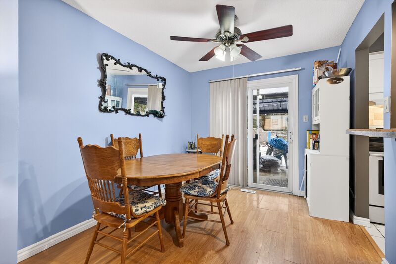 GREAT OPPORTUNITY IN THIS HAMILTON MOUNTAIN HOME!