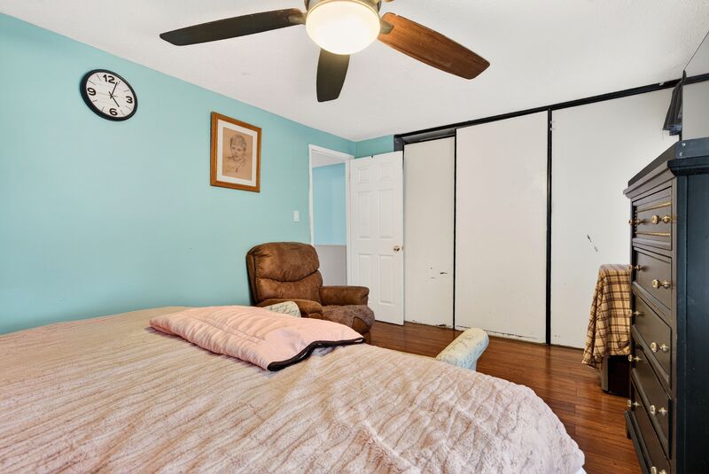 GREAT OPPORTUNITY IN THIS HAMILTON MOUNTAIN HOME!