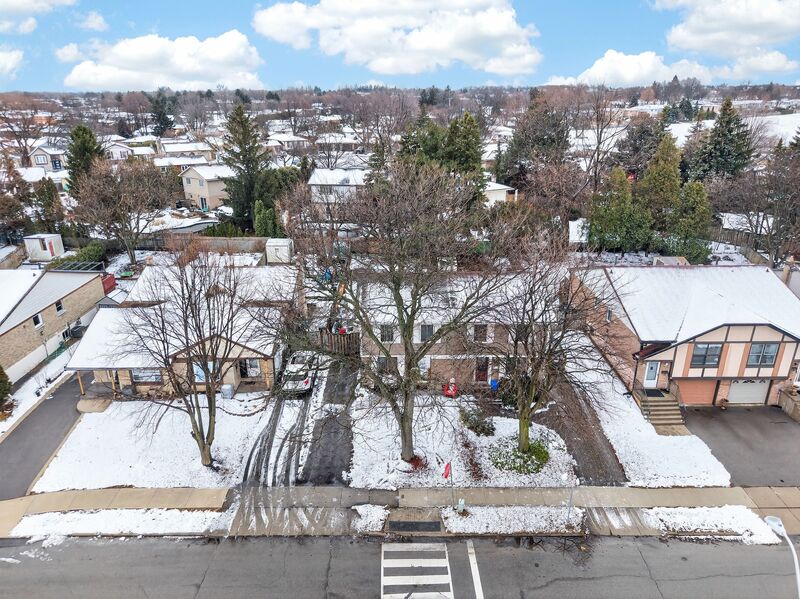 GREAT OPPORTUNITY IN THIS HAMILTON MOUNTAIN HOME!