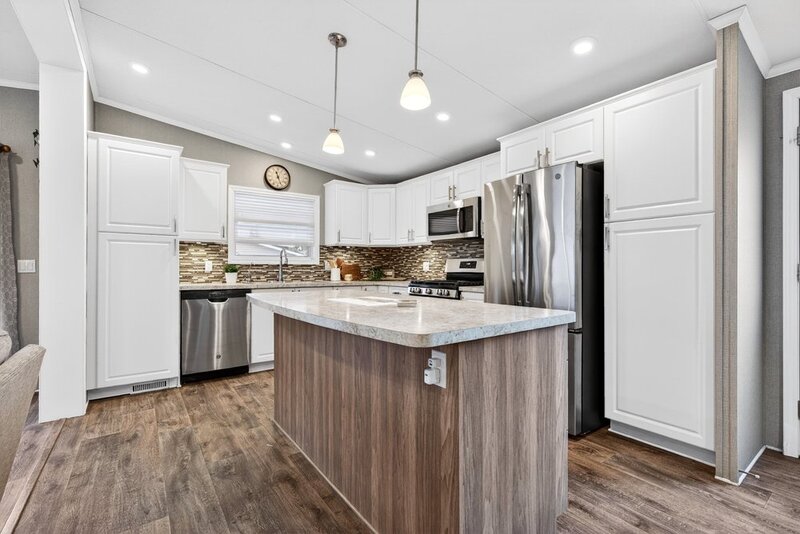 LOW MAINTENANCE LIVING IN THIS GREAT BURLINGTON COMMUNITY!