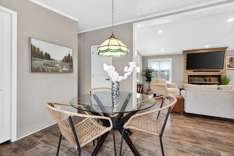 LOW MAINTENANCE LIVING IN THIS GREAT BURLINGTON COMMUNITY!