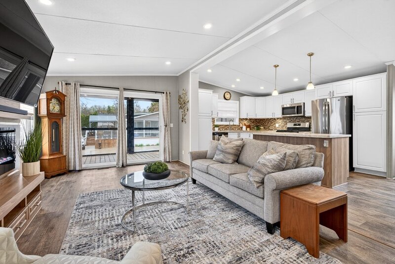 LOW MAINTENANCE LIVING IN THIS GREAT BURLINGTON COMMUNITY!