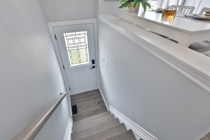 BEAUTIFULLY MAINTAINED TOWNHOME FOR LEASE IN WINONA!