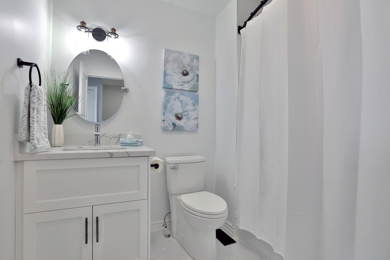 BEAUTIFULLY MAINTAINED TOWNHOME FOR LEASE IN WINONA!