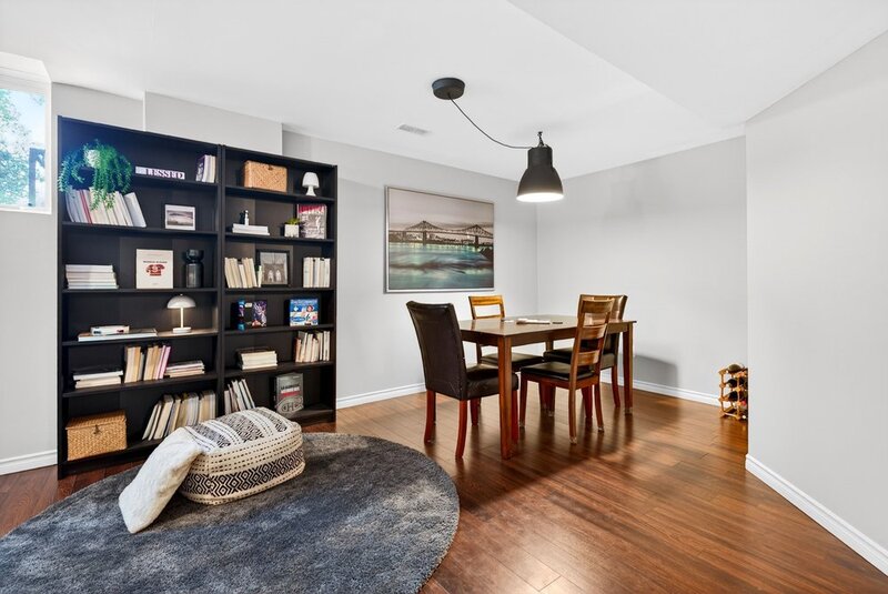 SPACIOUS FAMILY HOME ON SOUGHT AFTER HAMILTON MTN
