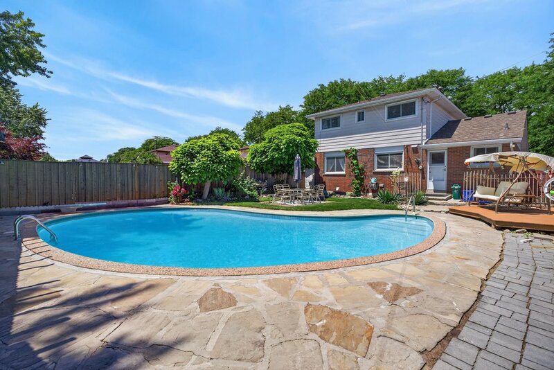 2 STOREY HOME WITH BACKYARD OASIS IN BURLINGTON