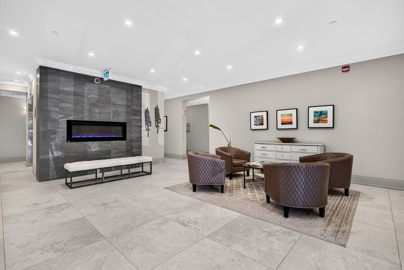 GREAT CONDO UNIT IN PRIME STONEY CREEK LOCATION!