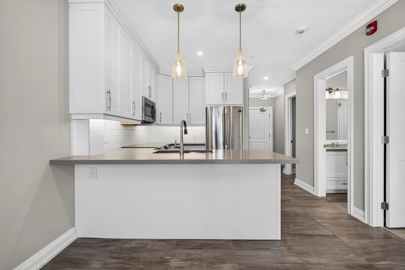 GREAT CONDO UNIT IN PRIME STONEY CREEK LOCATION!