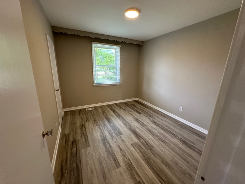 GREAT BUNGALOW IN QUIET TORONTO NEIGHBOURHOOD!